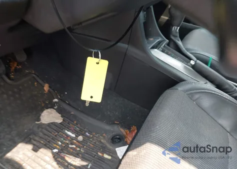 2015 Toyota Corolla S Plus из США, поврежденный, VIN 2T1BURHE9FC251311